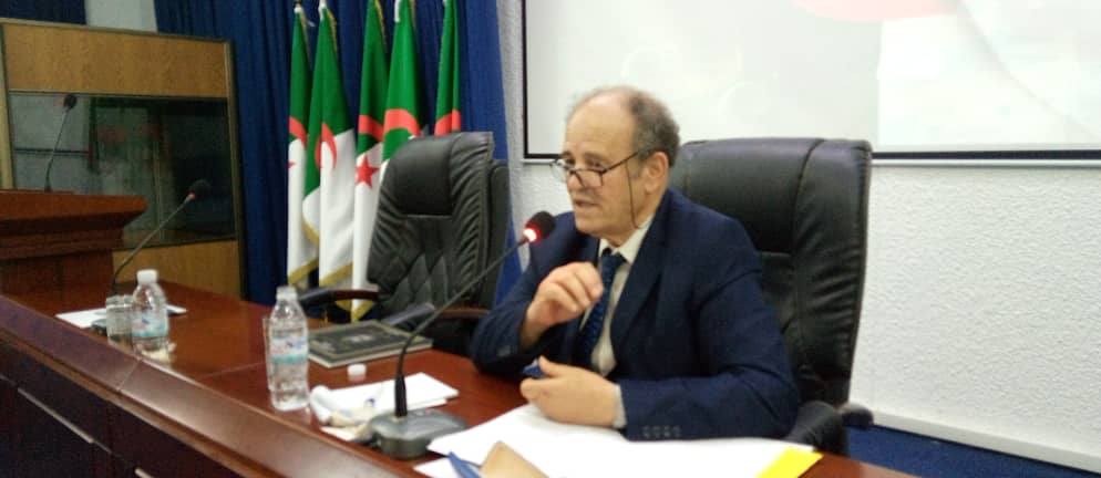 استضافة عبد القادر بن دعماش لإلقاء محاضرة حول المجموعة الفنية لجبهة التحرير الوطني