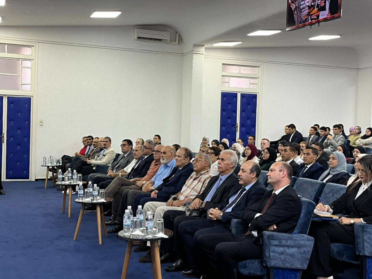 استضافة عبد القادر بن دعماش لإلقاء محاضرة حول المجموعة الفنية لجبهة التحرير الوطني