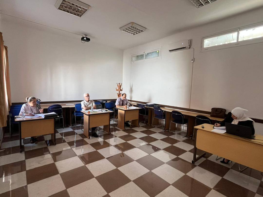 انطلاق مناقشة مذكرات تلاميذ الدفعة 53 بإشراف المدير العام للمدرسة الوطنية للإدارة