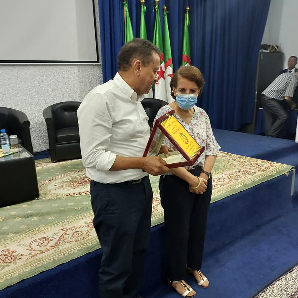 اللقاء السنوي الثالث لخريجي المدرسة الوطنية للإدارة، تحت شعار-على العهد باقون-