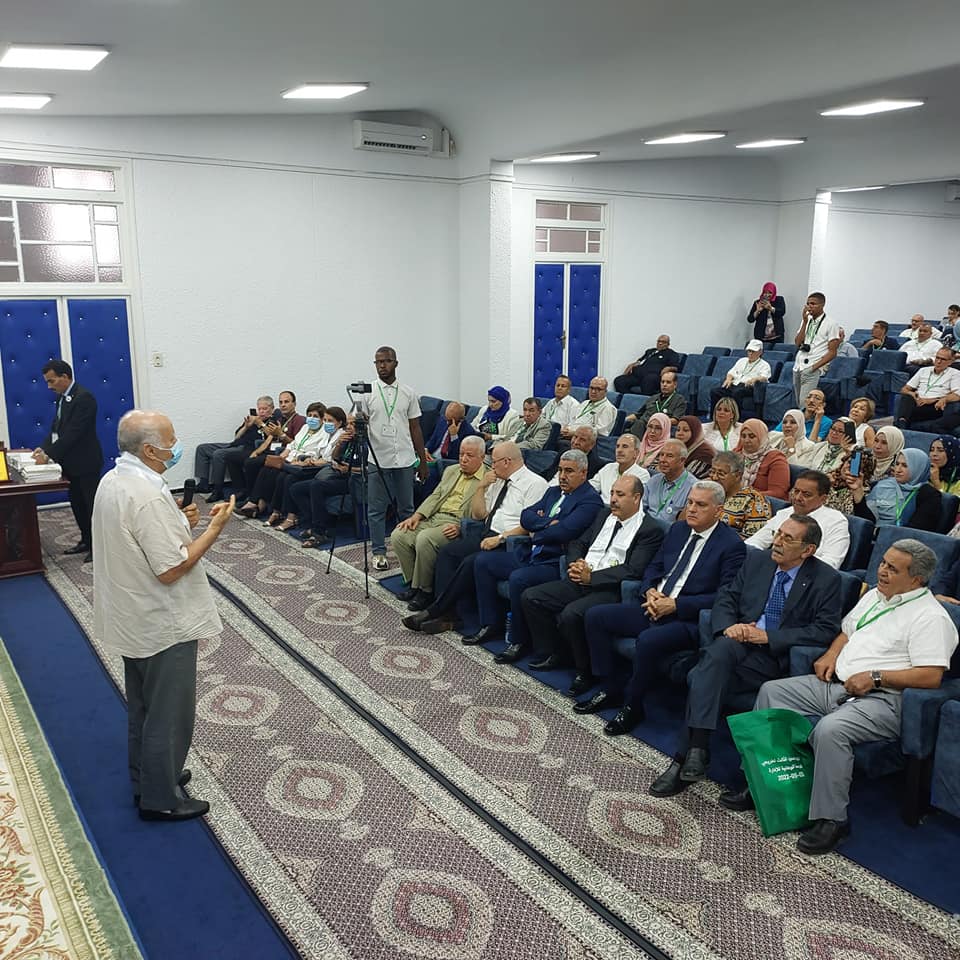 اللقاء السنوي الثالث لخريجي المدرسة الوطنية للإدارة، تحت شعار-على العهد باقون-