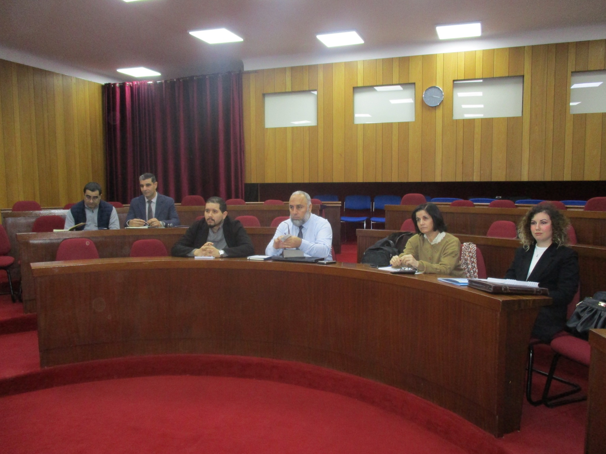 انطلاق الدورة التكوينية المبرمجة لفائدة اطارات من القرض الشعبي الجزائري وسونطراك