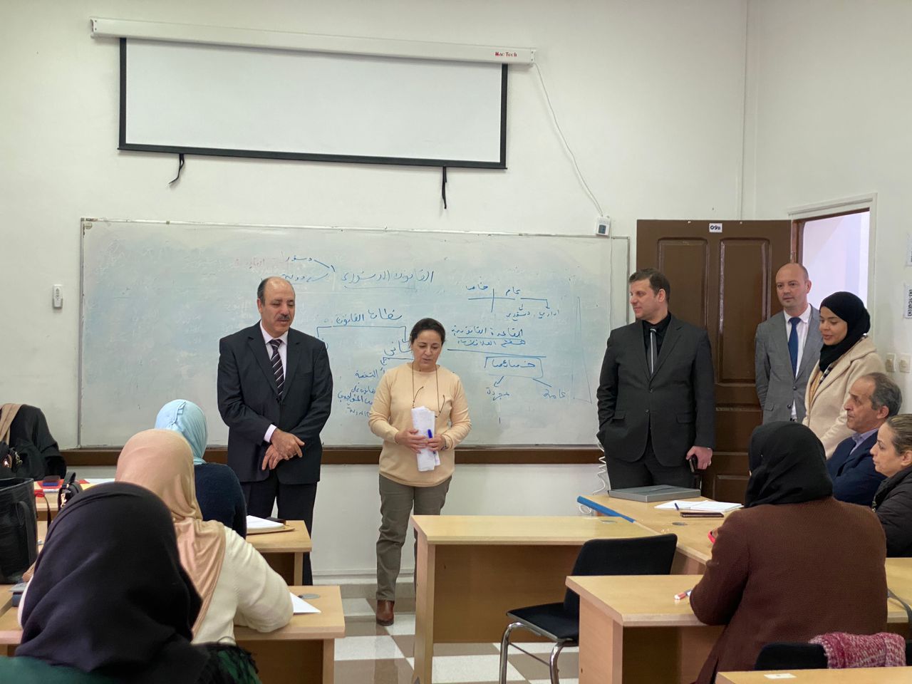 انطلاق دورة تكوينية لفائدة اطارات المجلس الوطني الاقتصادي والاجتماعي والبيئي