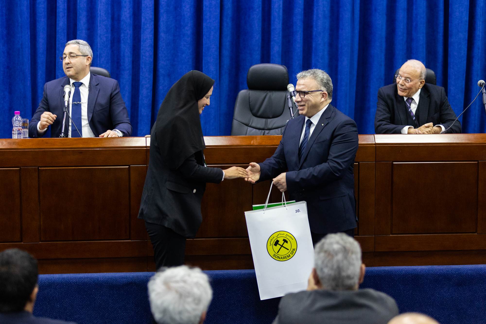 حفل تخرج الدفعة "52 " المسماة " المجاهد يوسف الخطيب"