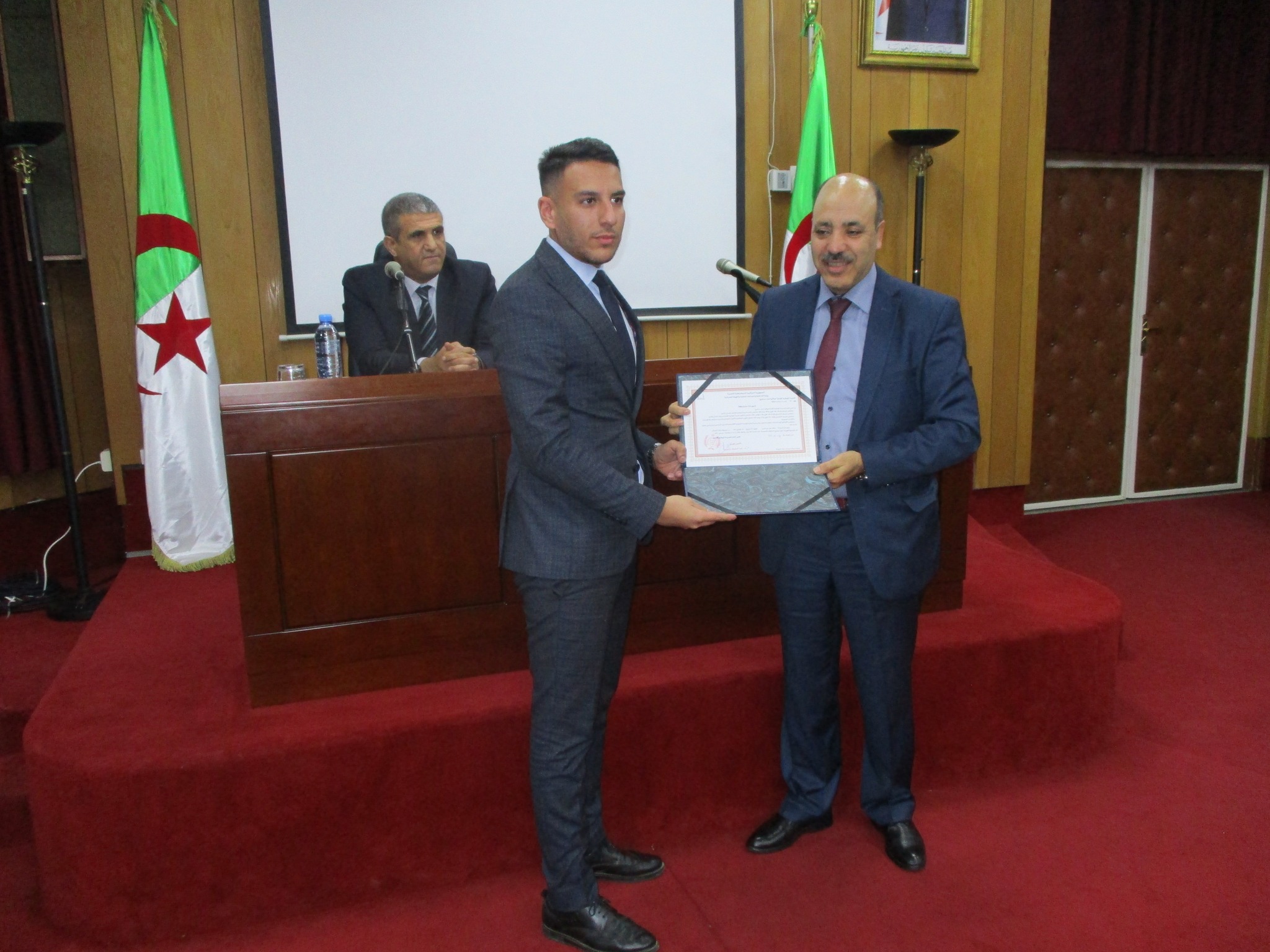 مراسم اختتام الدورة التكوينية لإطارا المؤسسة العمومية الاقتصادية للتسيير السياحي سيدي فرج مع توقيع اتفاقيتين تعاون