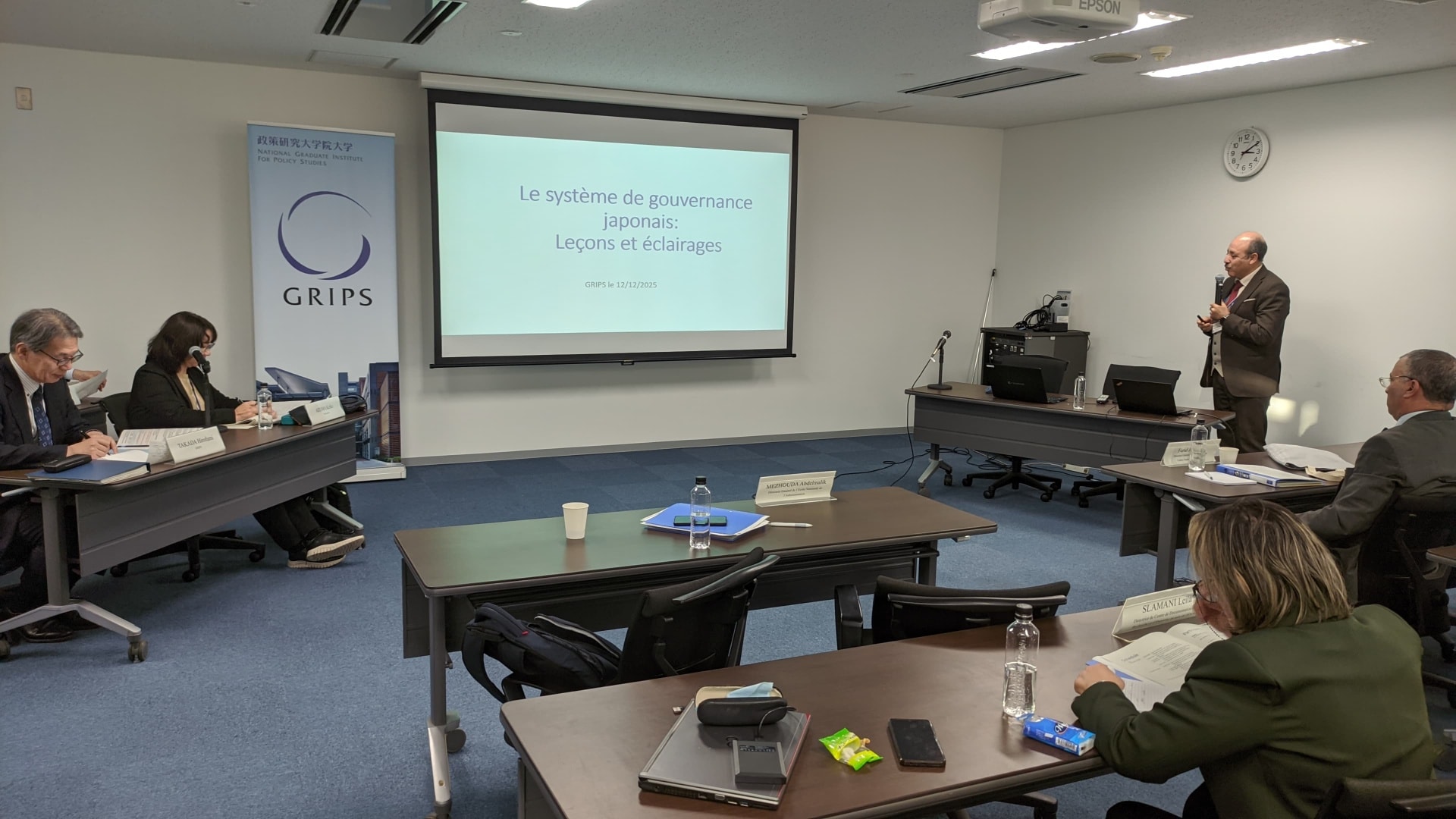 اختتام أشغال الزيارة الدراسية التي قام بها المدير العام للمدرسة الوطنية للإدارة، البروفيسور عبد المليك مزهوده والسيدة ليلى سلاماني مديرة مركز التوثيق والبحث والخبرة، رفقة إطارات من وزارة الداخلية والجماعات المحلية والنقل إلى الوكالة اليابانية للتعاون الدولي (JICA)، والتي امتدت من 08 إلى غاية 12 ديسمبر الجاري