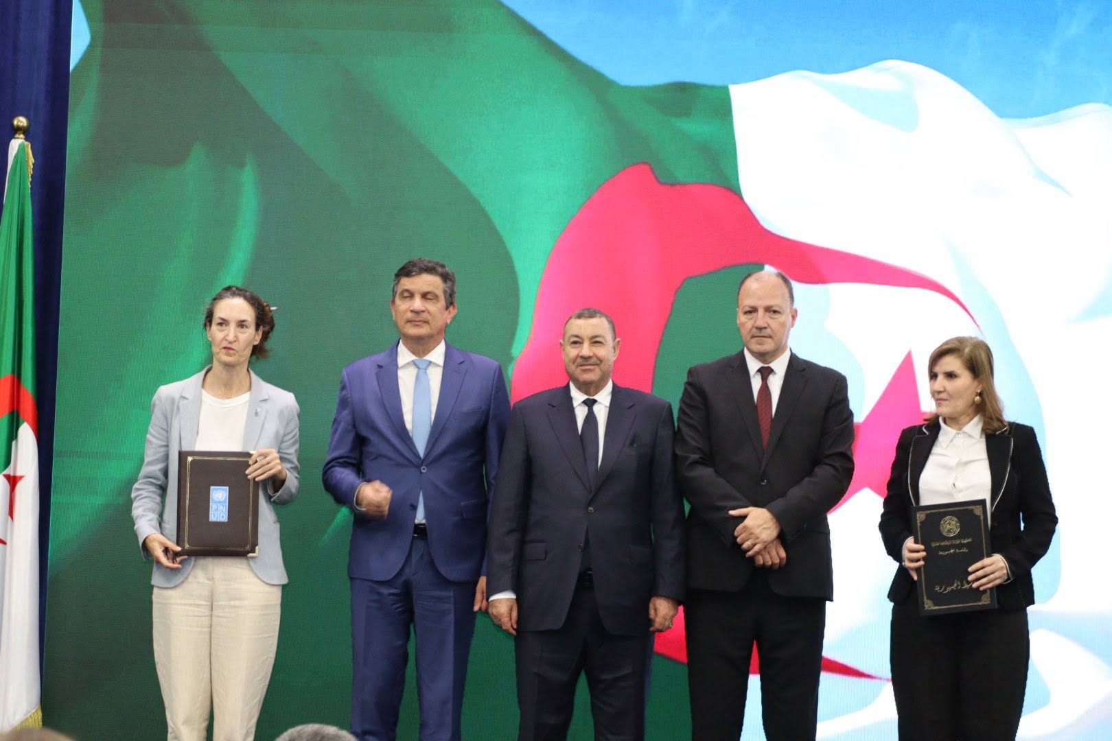 وسيط الجمهورية يحيي بالمدرسة الوطنية للإدارة اليوم العالمي للأمم المتحدة للخدمة العامة